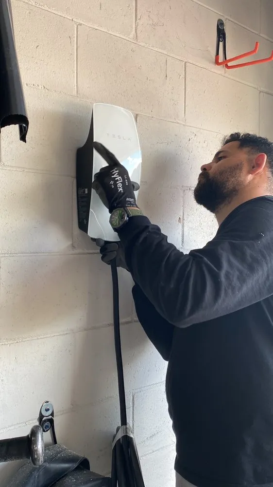 Slide of Mat4electric