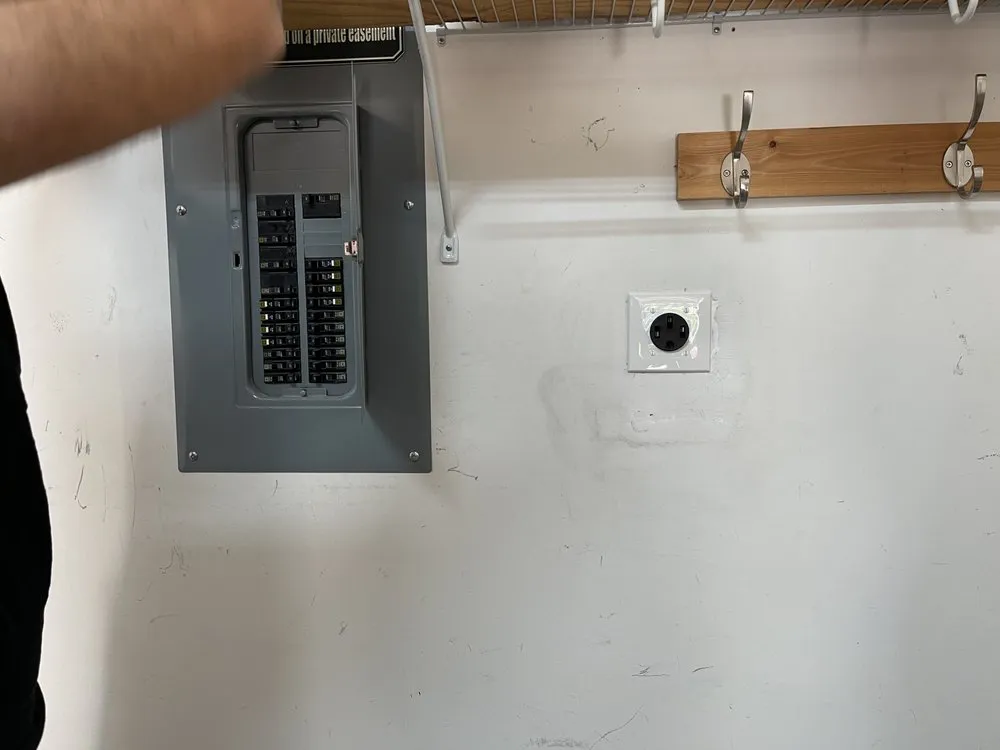 Slide of Mat4electric