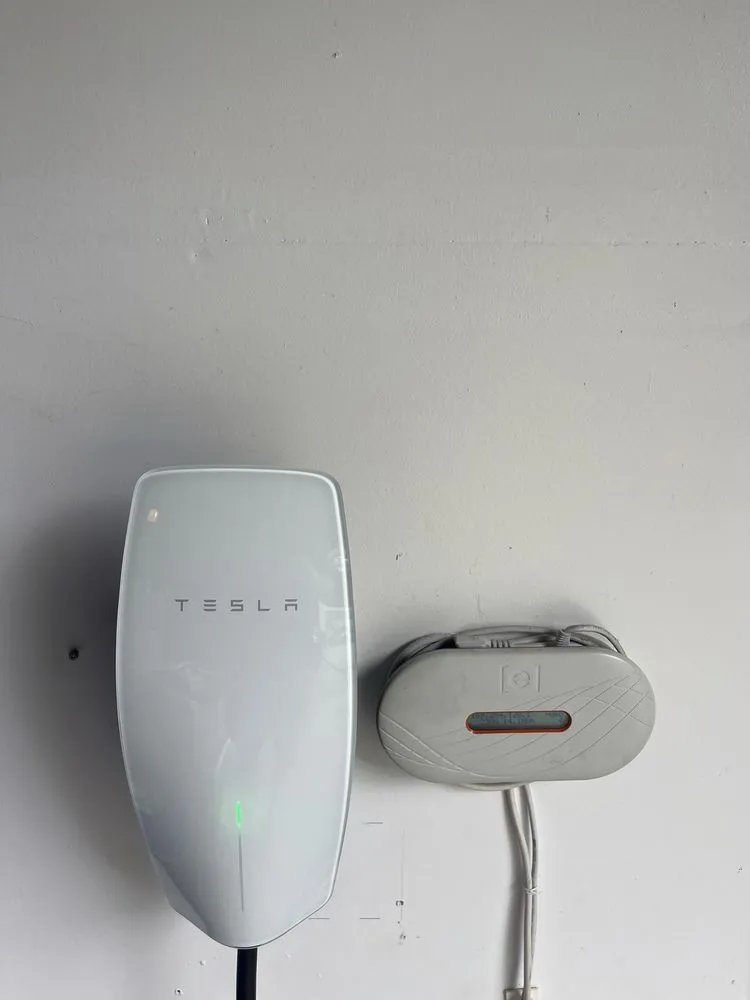 Slide of Mata Electric