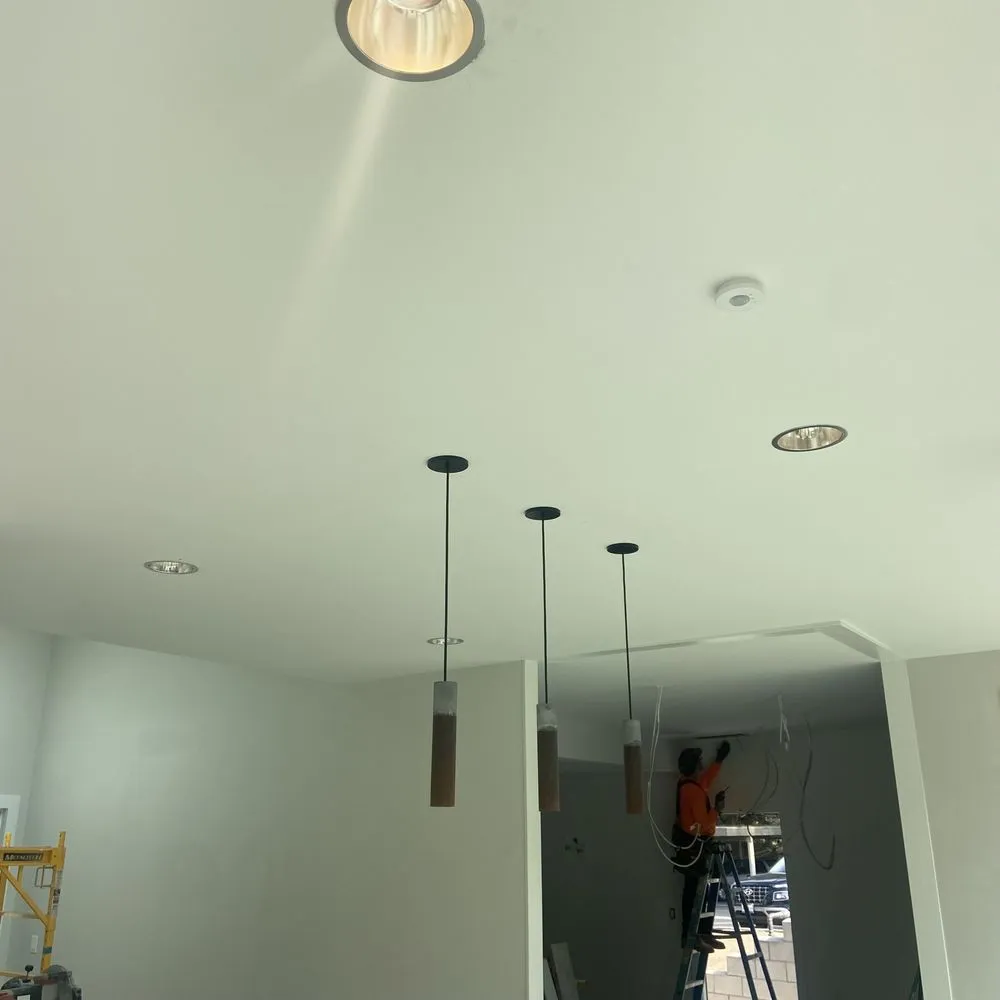 Slide of Mata Electric