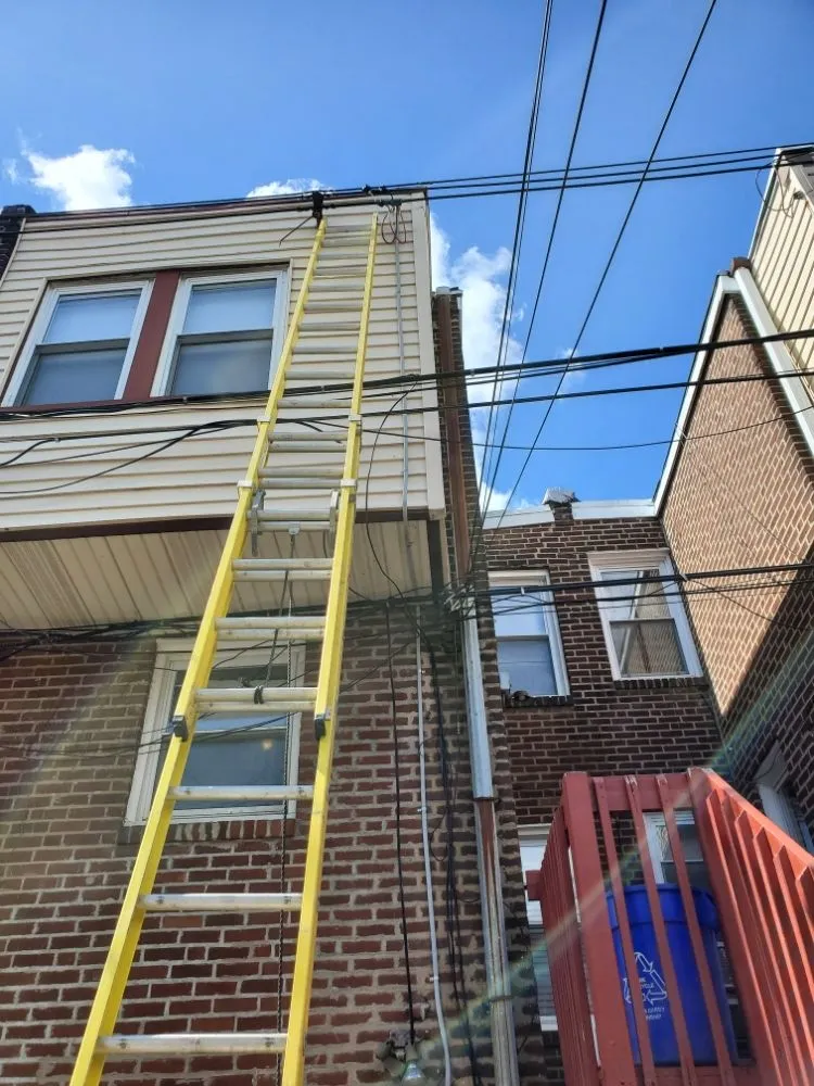 Slide of Mata Electric