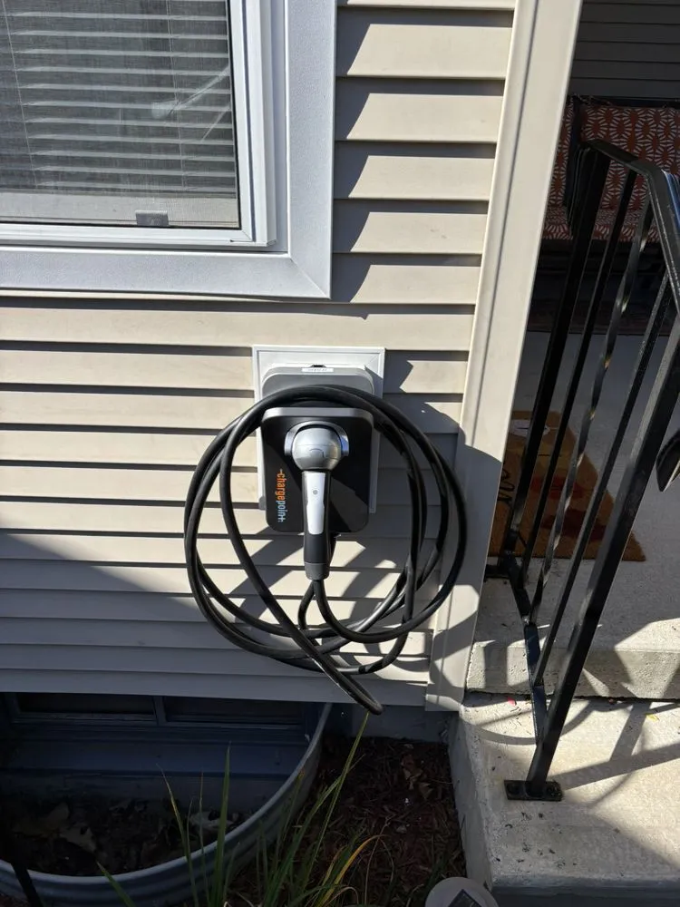 Slide of Mateusz Sudol Electric