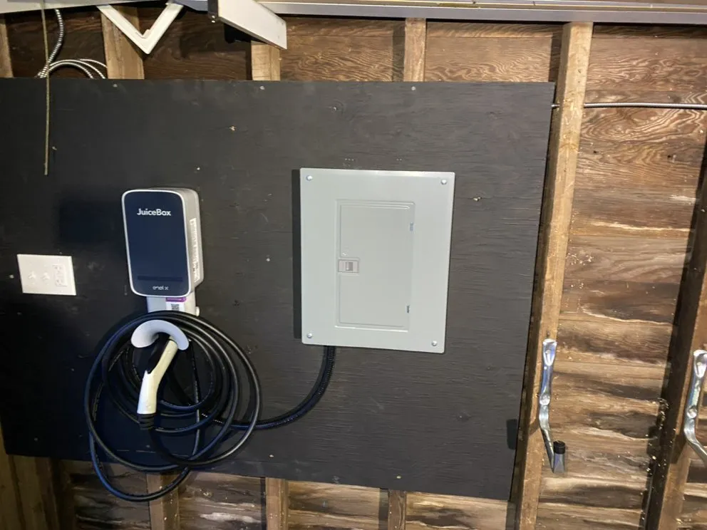 Slide of Mateusz Sudol Electric