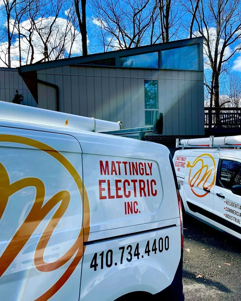 Certified electrician providing outlet and switch repair in Churchville, MD - Mattingly Electric Inc.