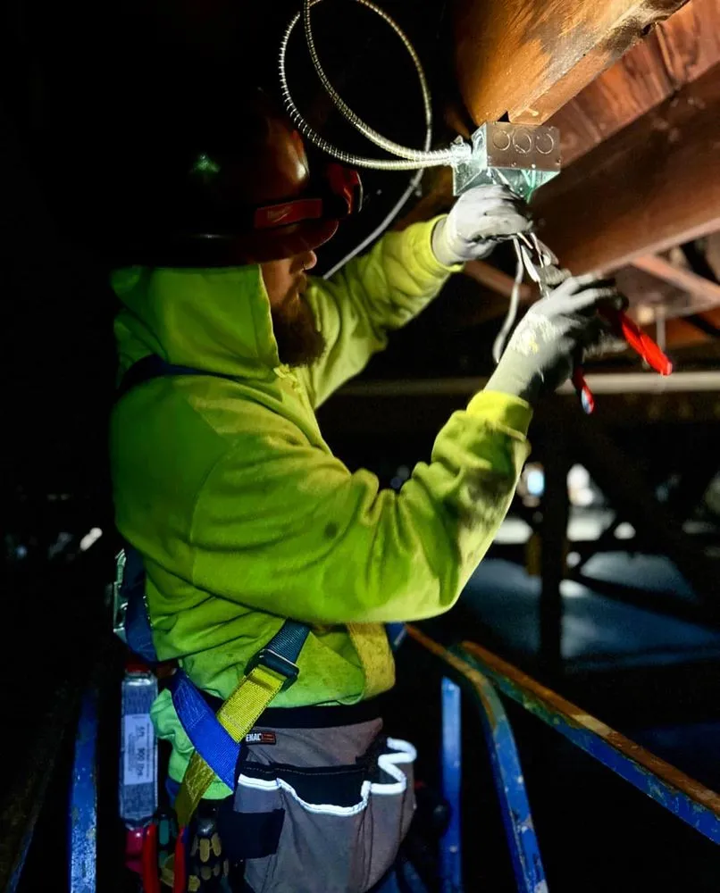 Reliable electrician providing circuit breaker repair in Churchville, MD - Mattingly Electric Inc.