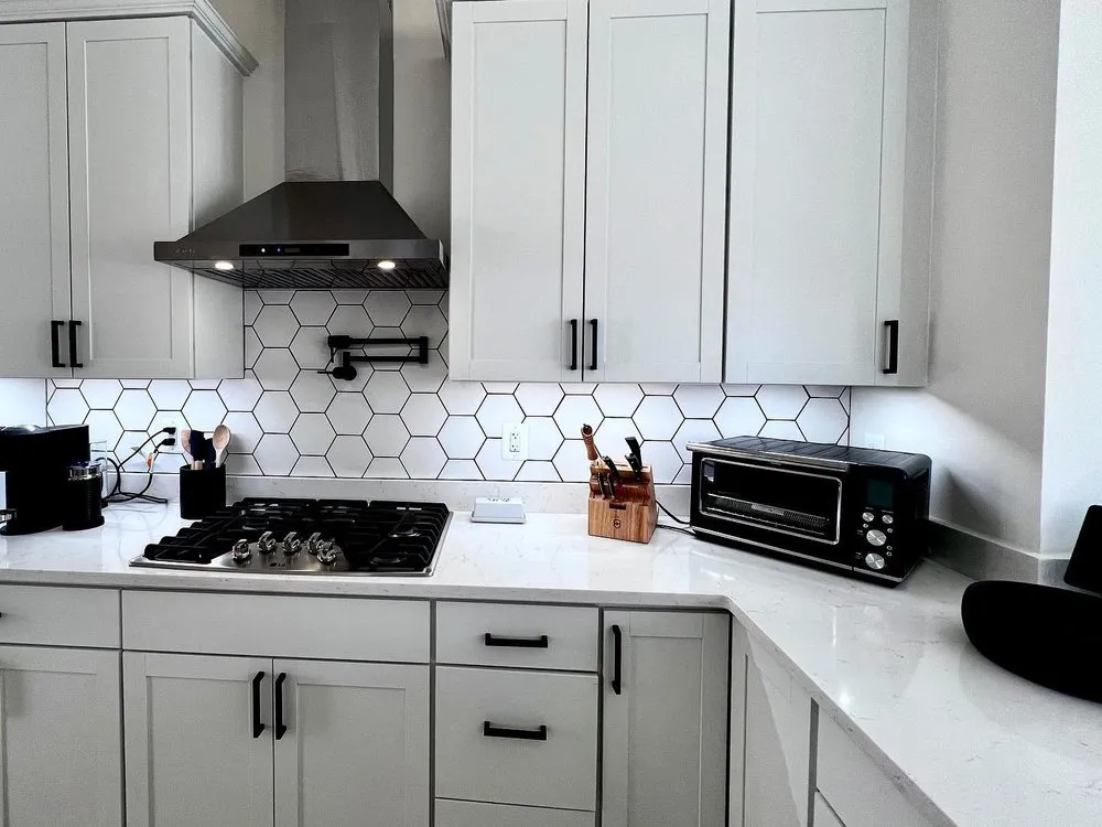 Trusted electrician providing outlet and switch repair in Churchville, MD - Mattingly Electric Inc.