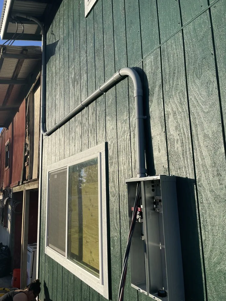 Slide of Maui Electric Works