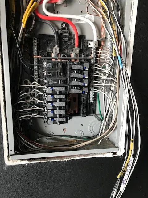 Slide of Maurice Electrician