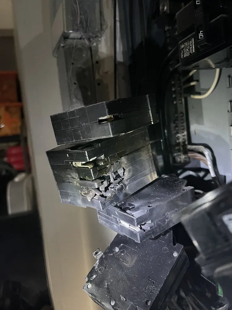 Slide of Mauro Electric