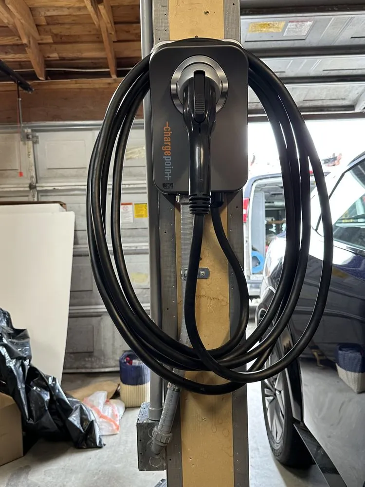 Slide of Mauro Electric