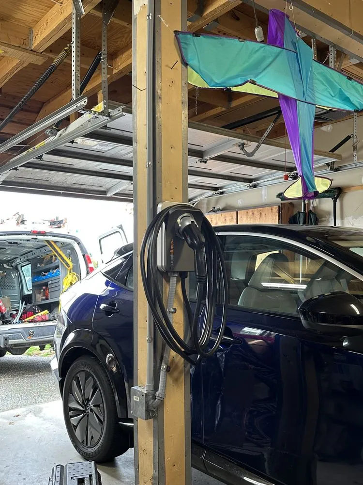 Slide of Mauro Electric