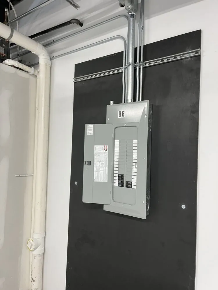 Slide of Maverick Electric