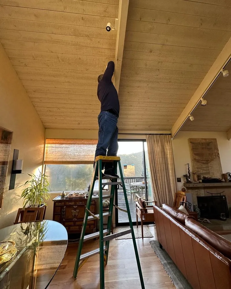 Slide of Max Electric - Sunnyvale