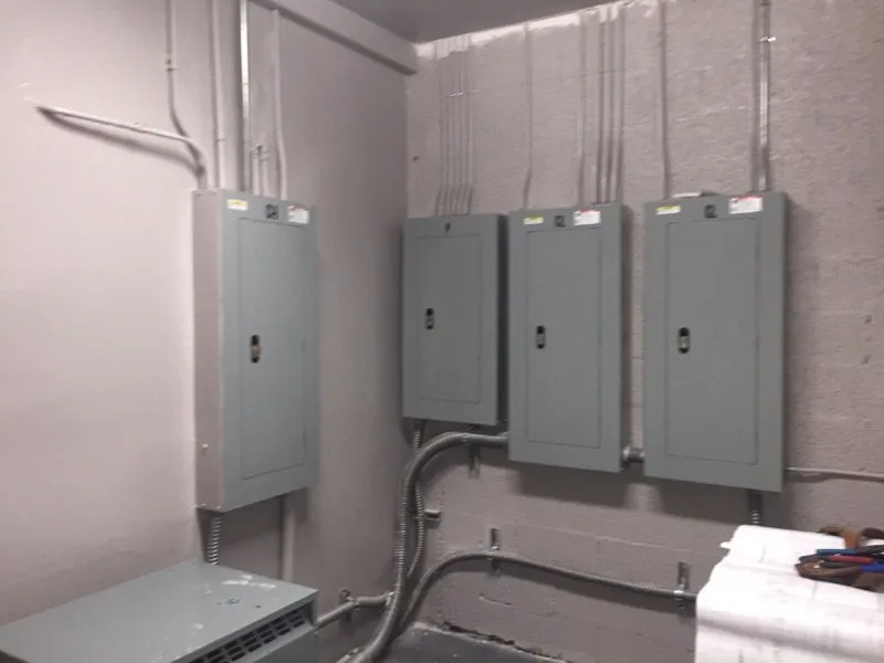 Slide of Max Electric