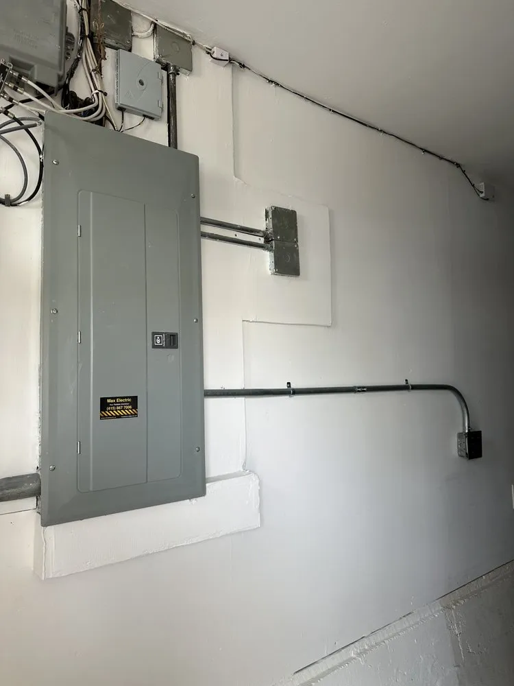 Slide of Max Electric