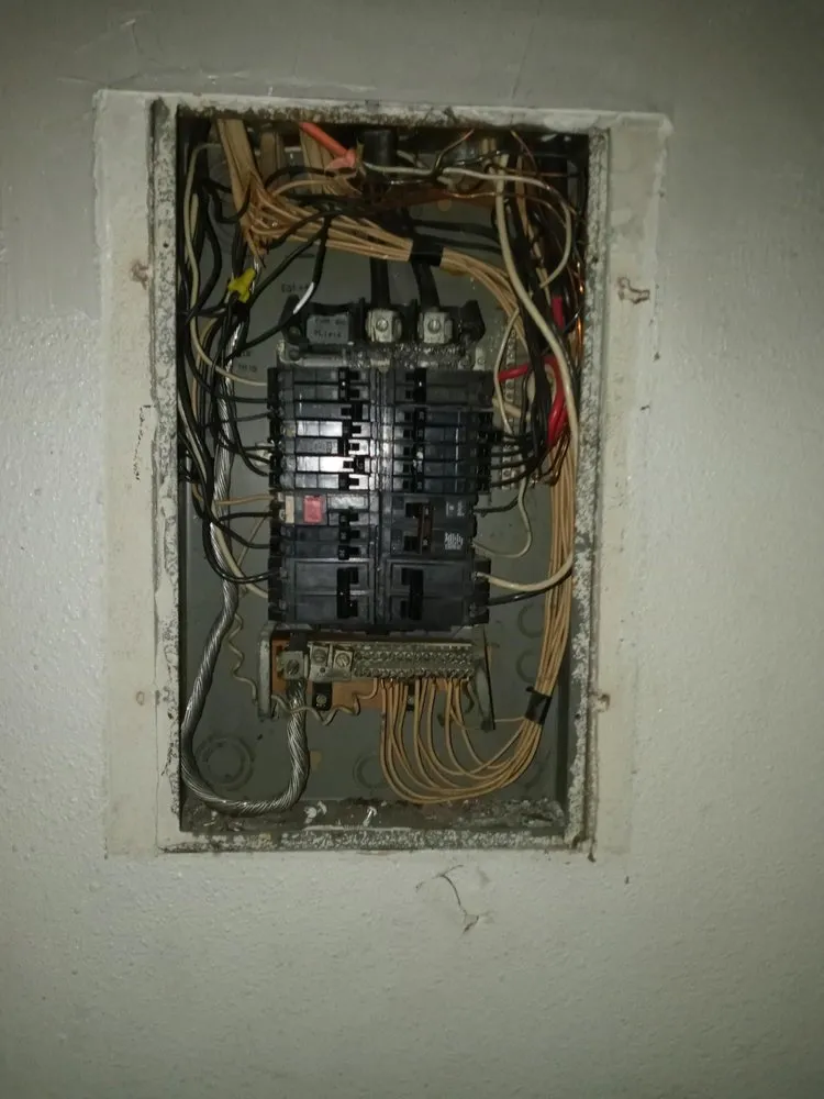 Slide of Max Electrical Solutions