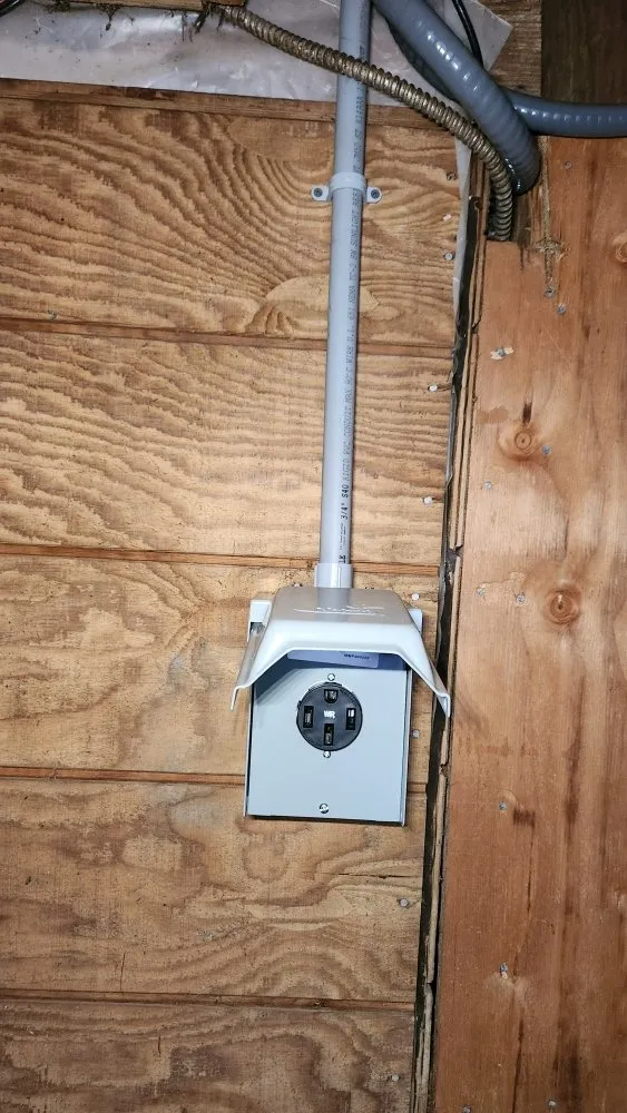 Slide of Max Electrician