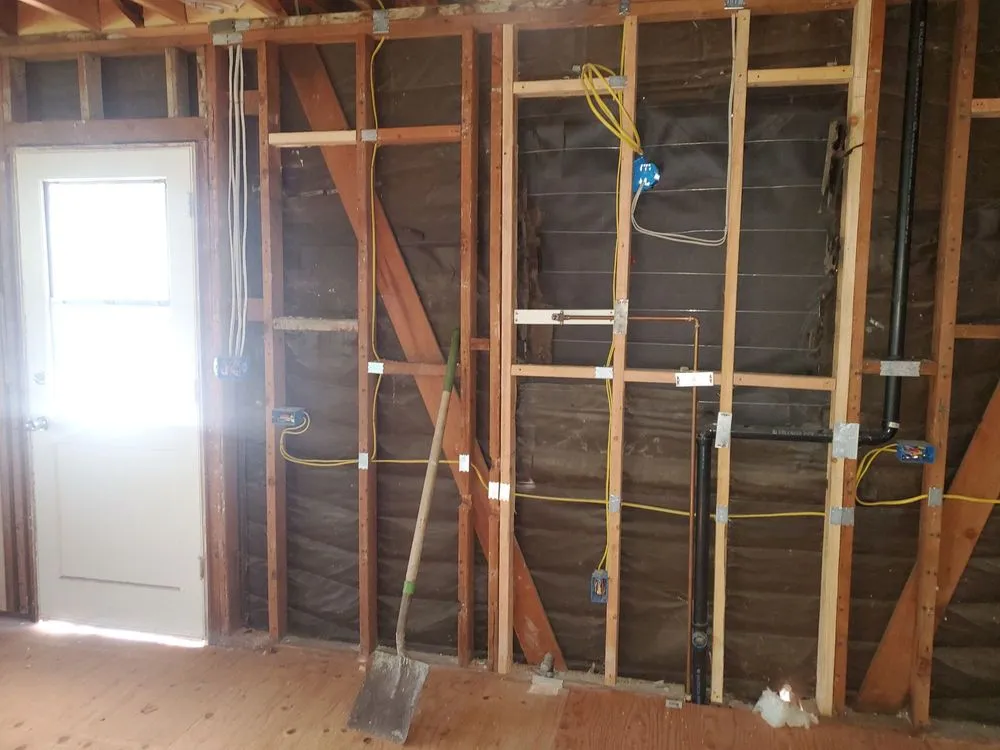Licensed outlet and switch repair in North Hills, CA by Max Power Electric