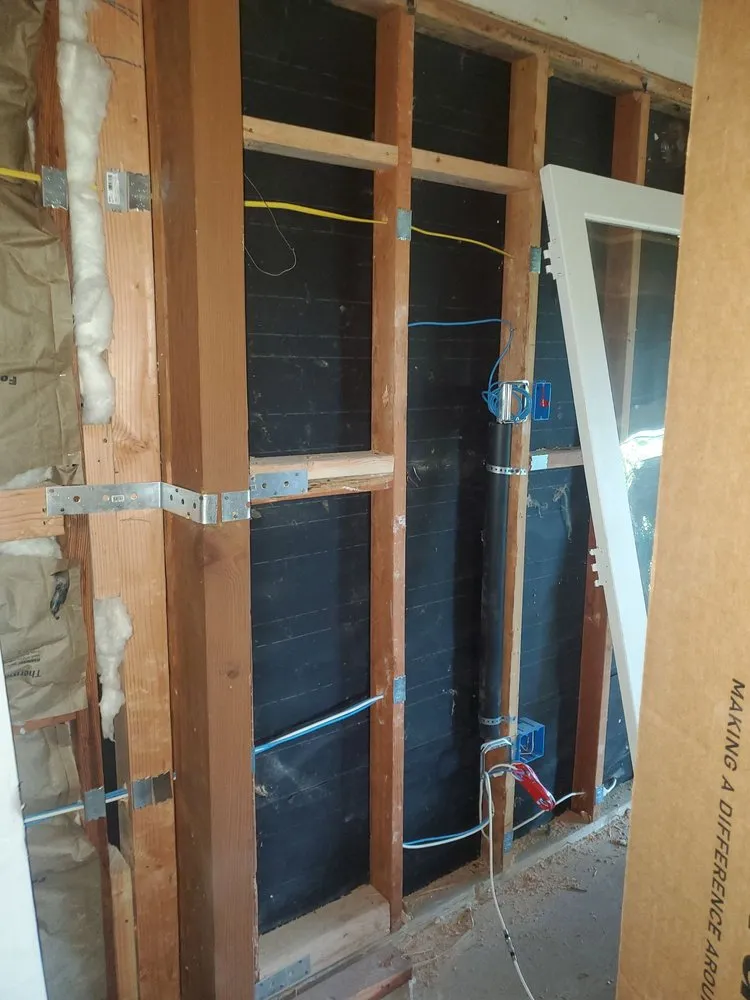 Emergency outlet and switch repair in North Hills, CA by Max Power Electric