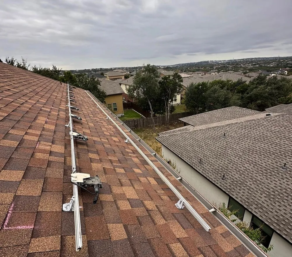 Slide of Maxima Solar Contractors