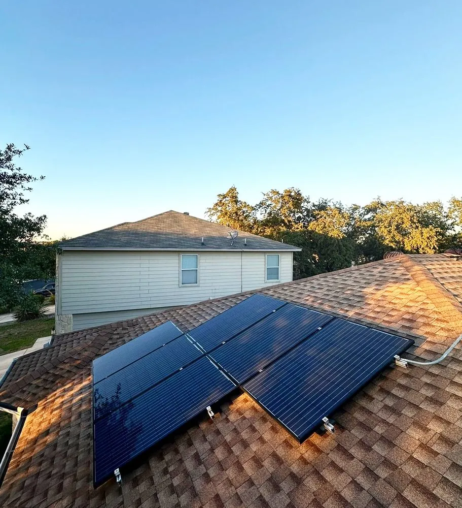 Slide of Maxima Solar Contractors