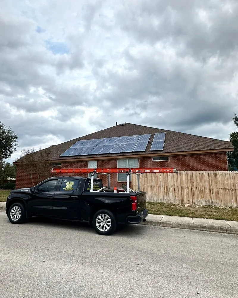 Slide of Maxima Solar Contractors