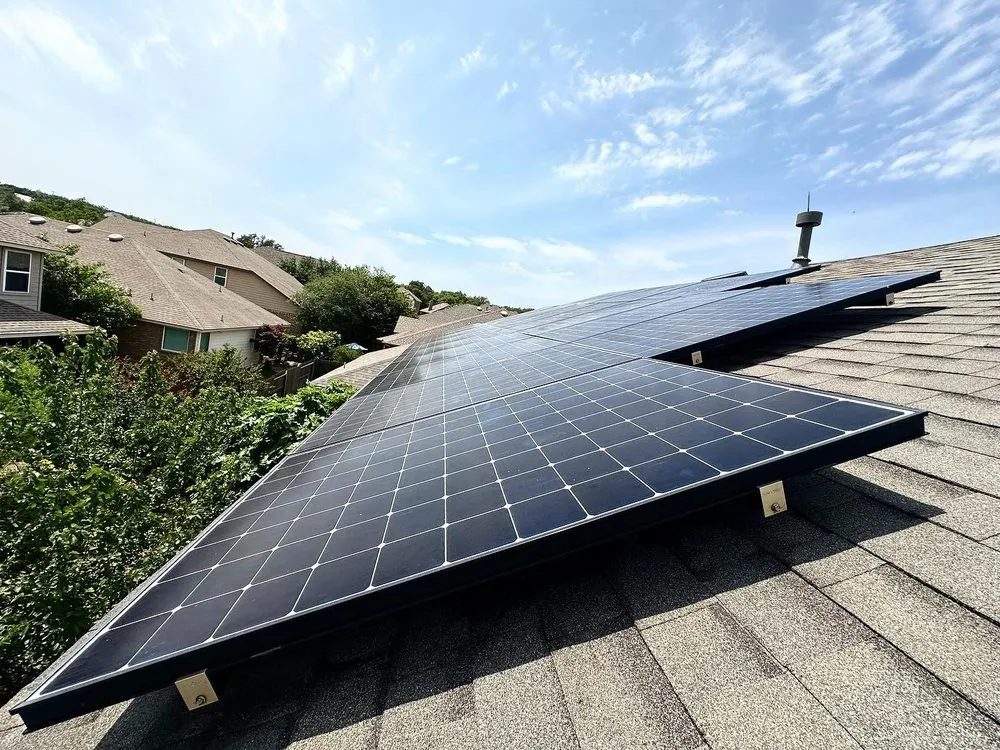 Slide of Maxima Solar Contractors