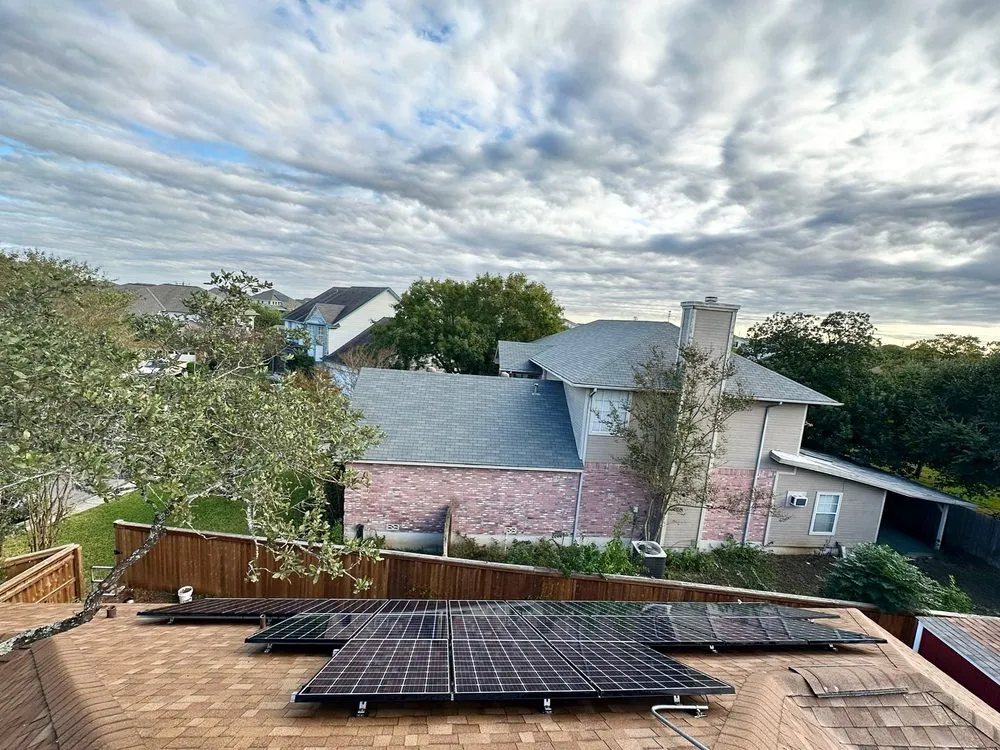 Slide of Maxima Solar Contractors