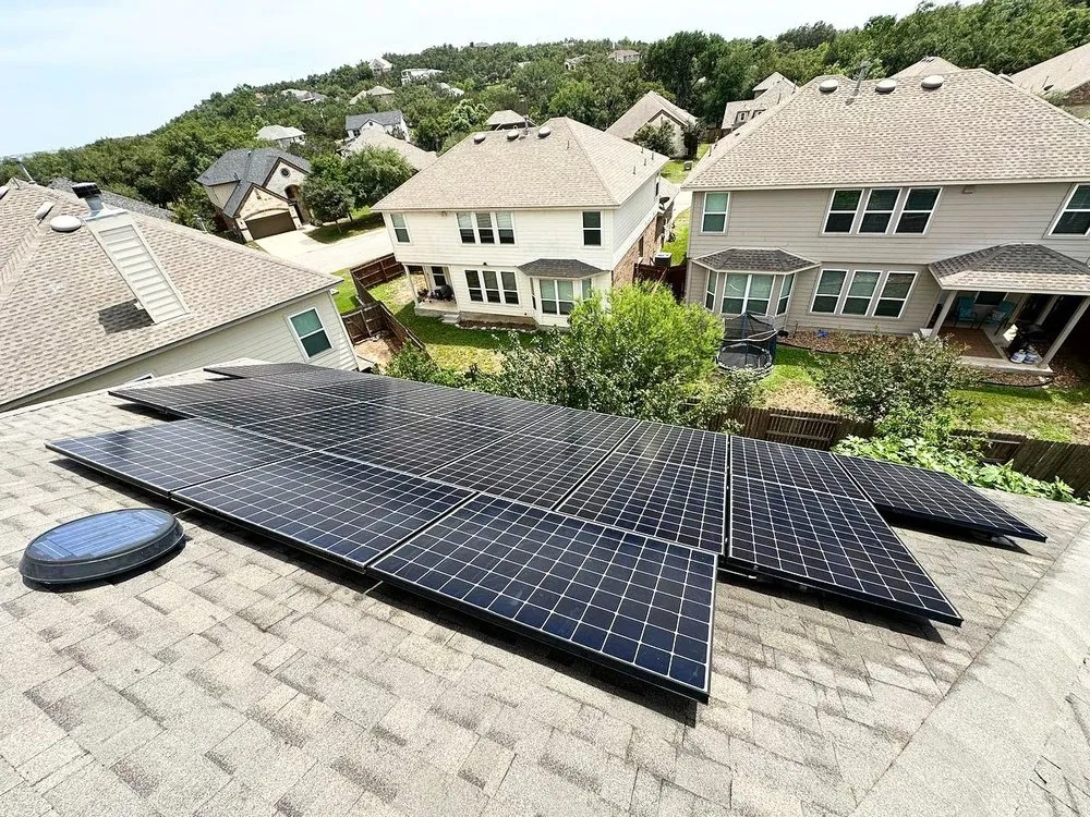 Slide of Maxima Solar Contractors