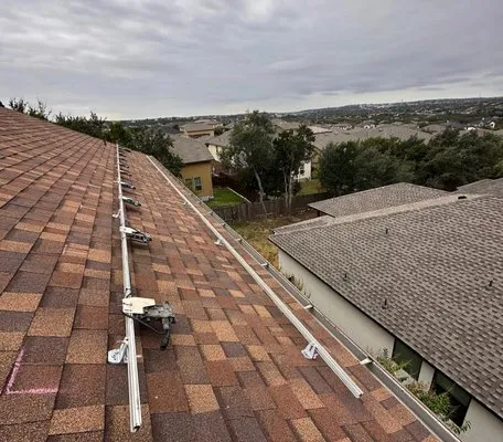 Maxima Solar Contractors Logo