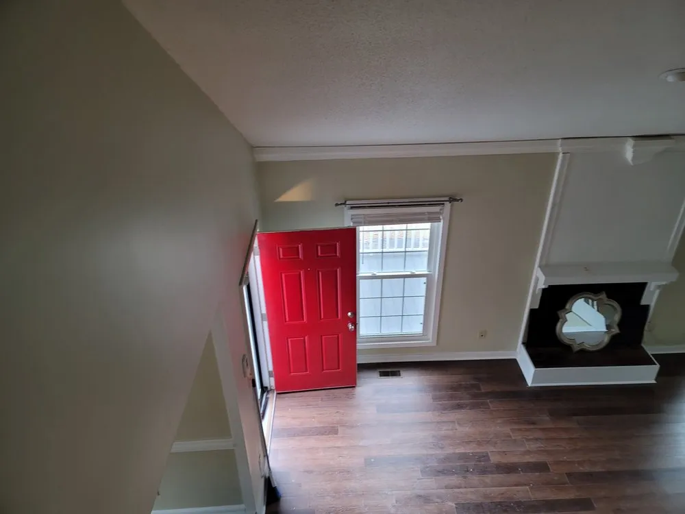 Slide of Maximum Paint & Construction