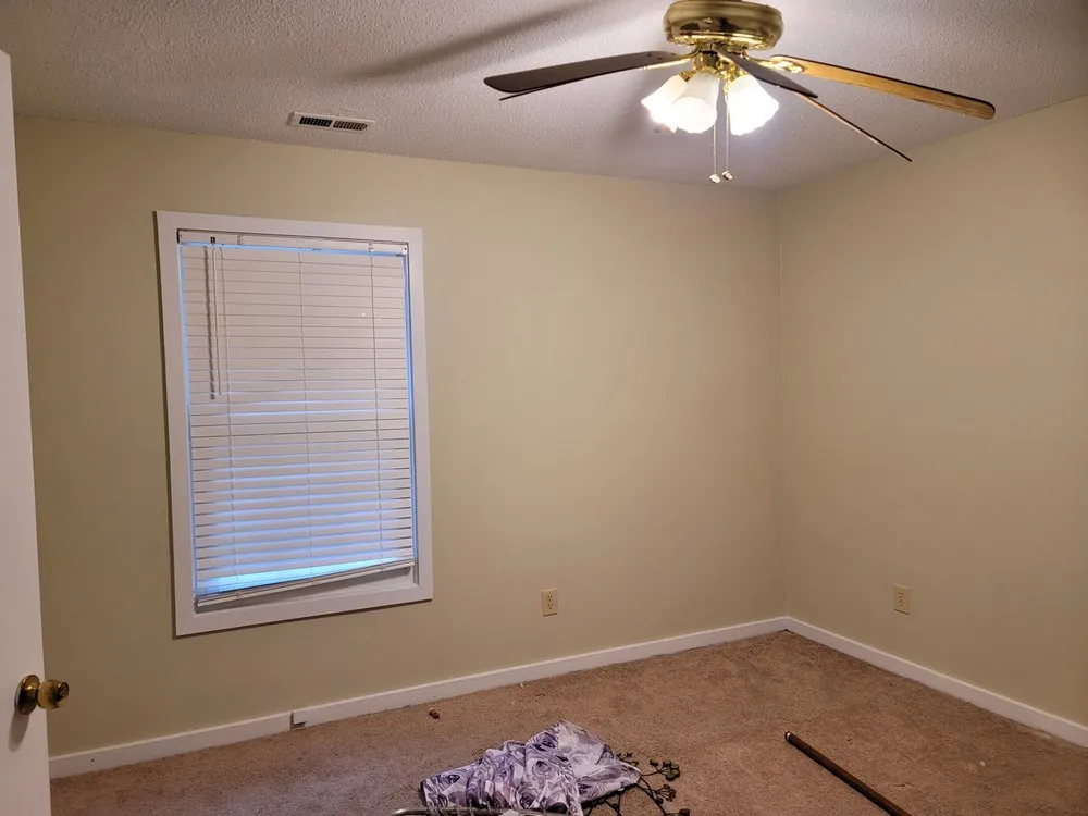 Slide of Maximum Paint & Construction