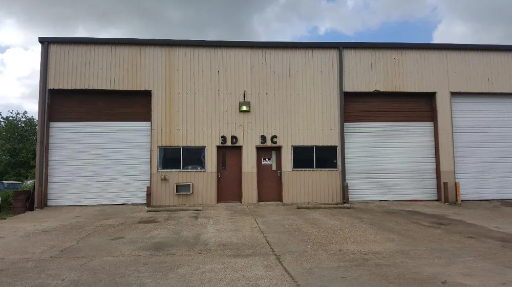 Slide of Maximus Electric