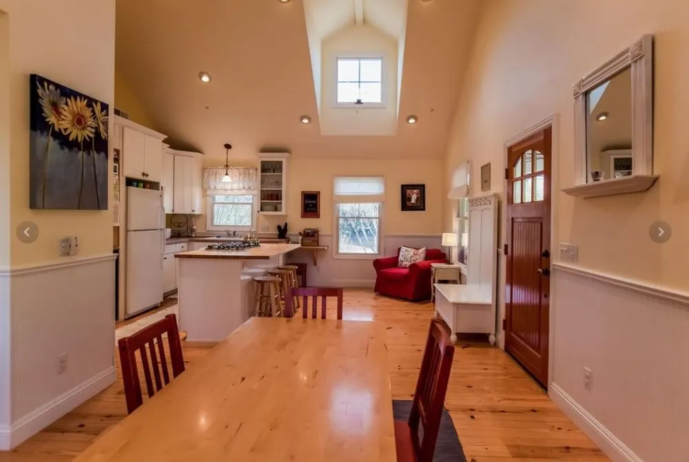 Slide of Mayacama Electrical Services