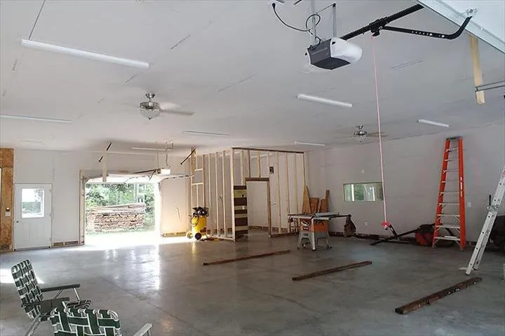 Slide of Mayberry Electric