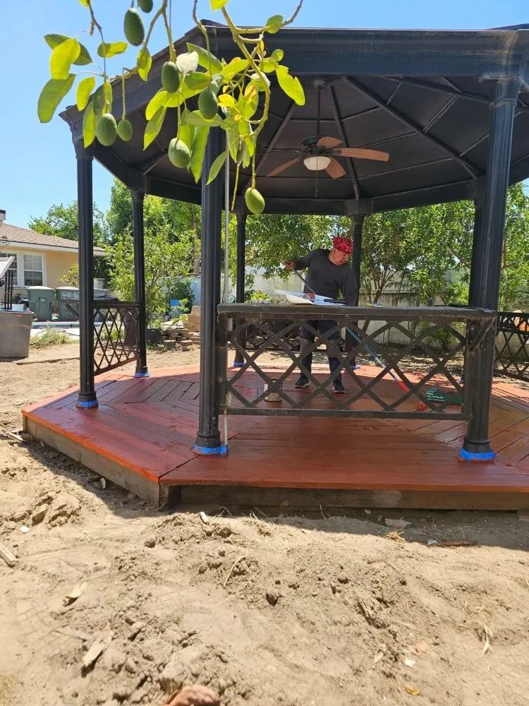 Certified electrician providing lighting installation in , 