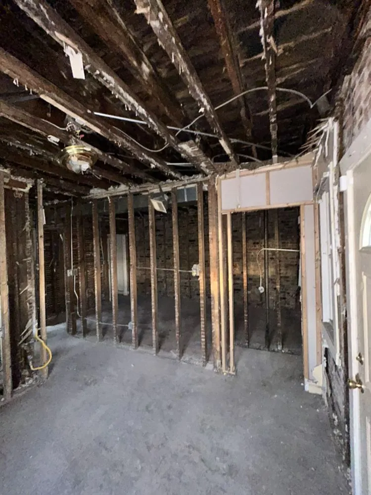 Slide of Mbm Business Management