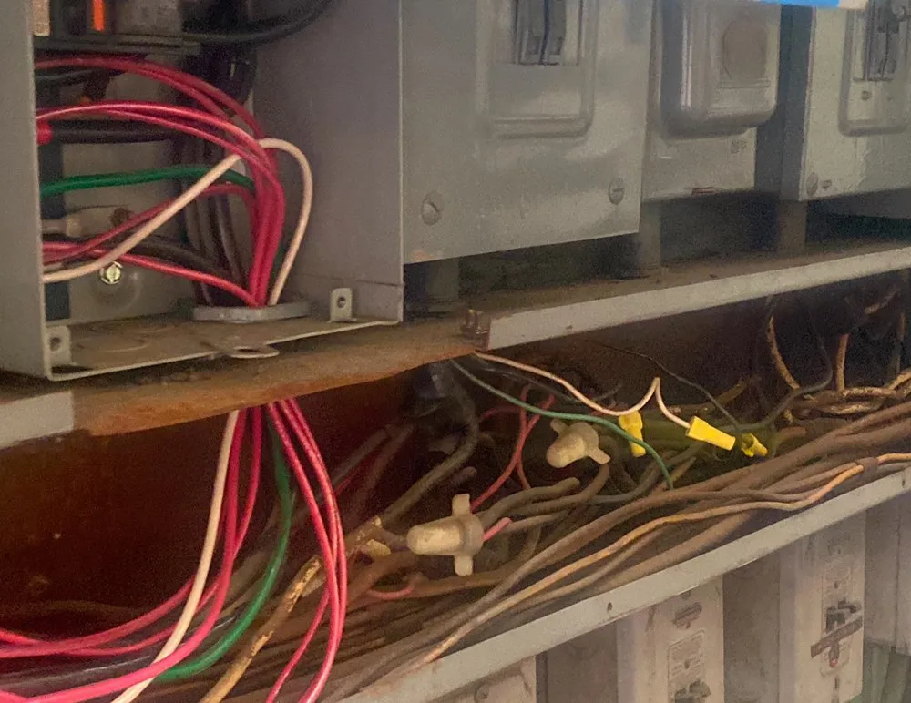 Affordable circuit breaker repair in Knights Ferry, CA by Mc Electric