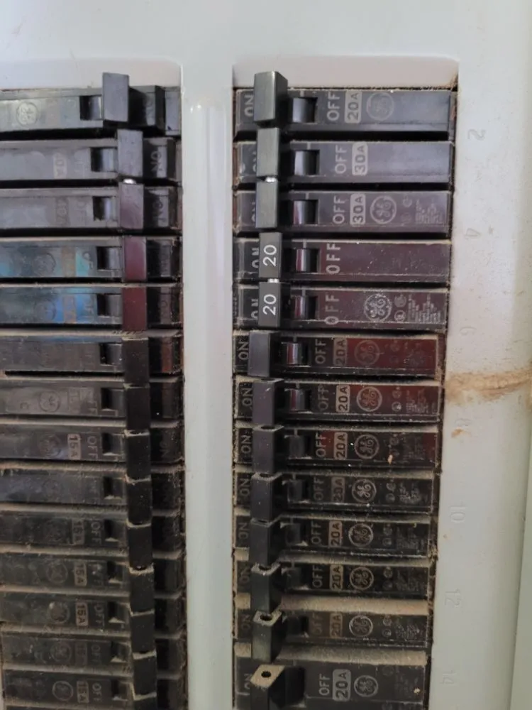 Slide of McClain's Electric Workz