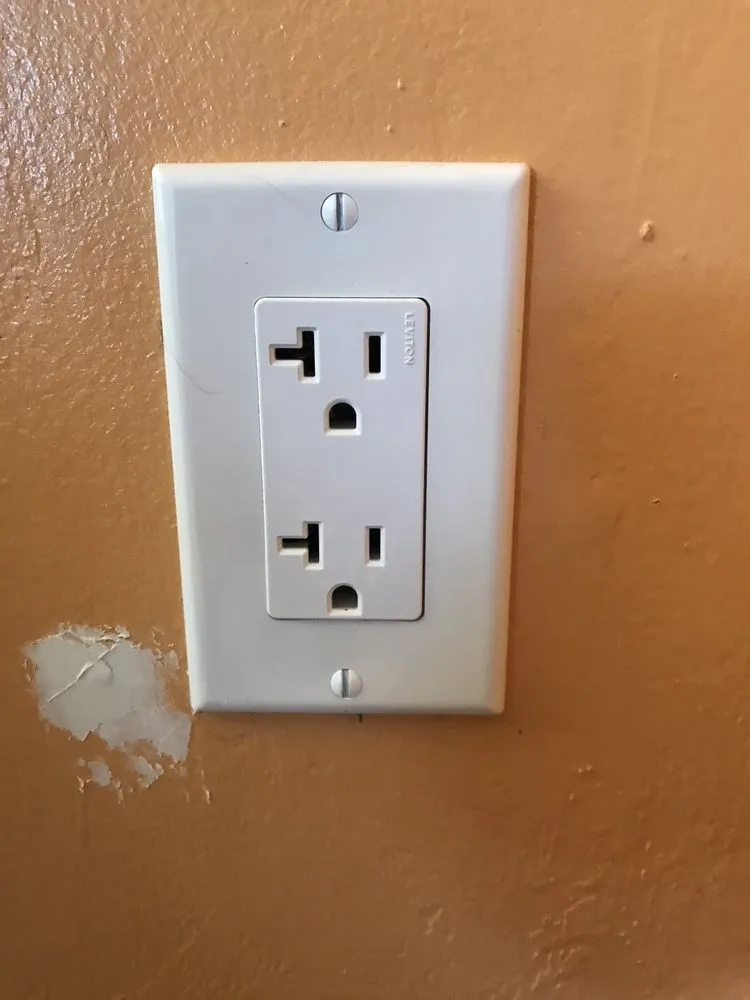 Slide of McDade-Woodcock