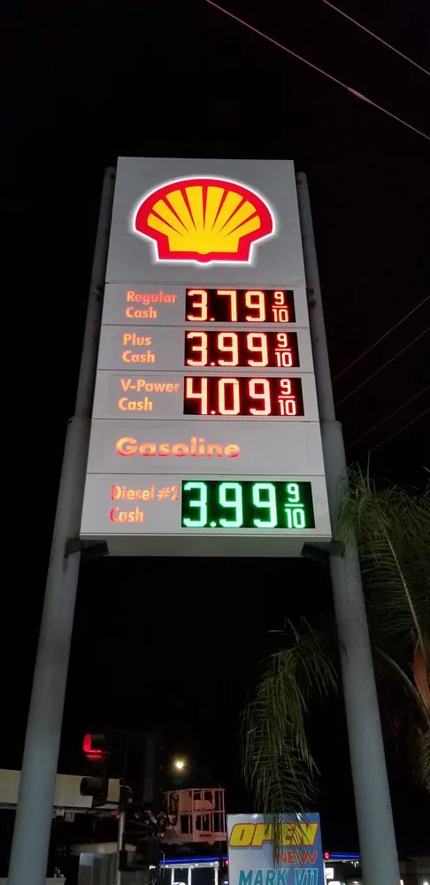 Slide of McDivitt Signs