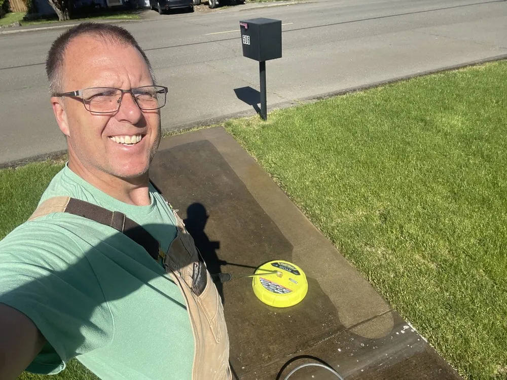 Slide of Mcdonald Creek Handyman Service