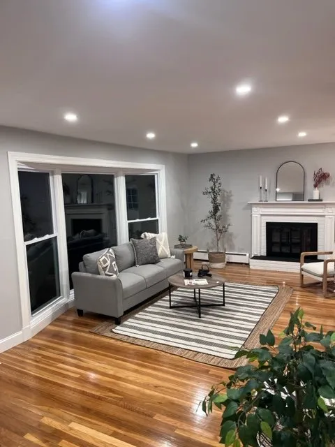 Slide of Mcnair Electric+