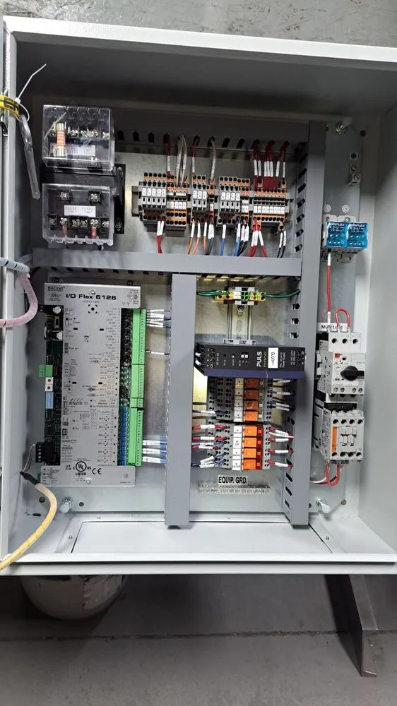 Slide of McNeeley & Lunas Electrical Service