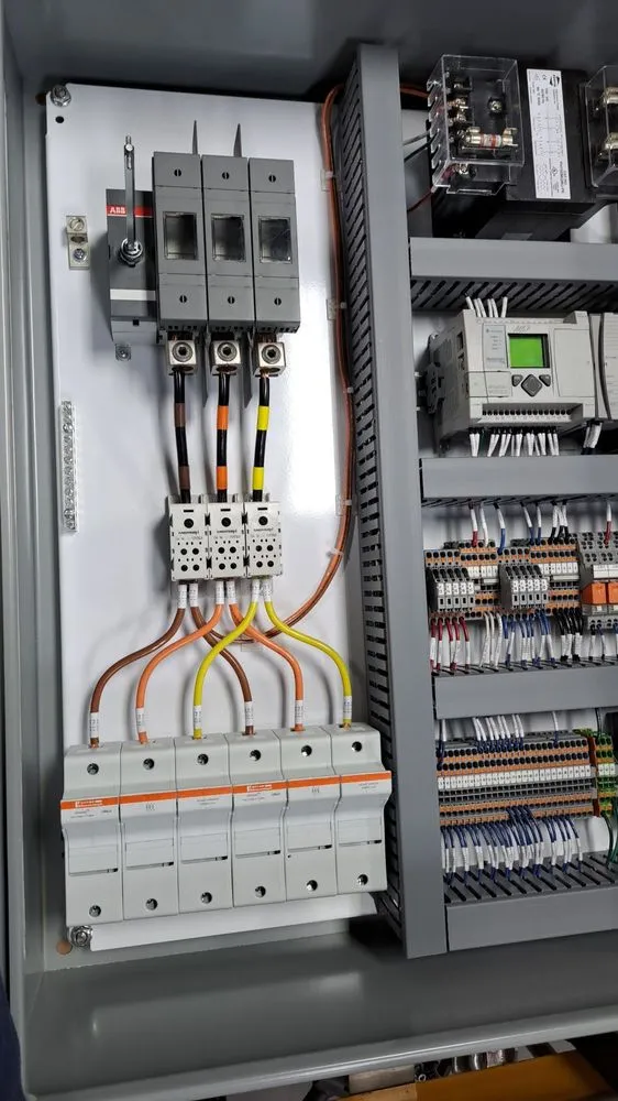 Slide of McNeeley & Lunas Electrical Service