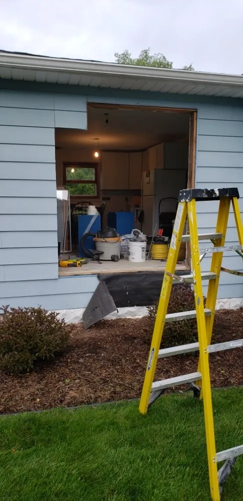 Expert circuit breaker repair in Sterling, MI by McTaggart Energy