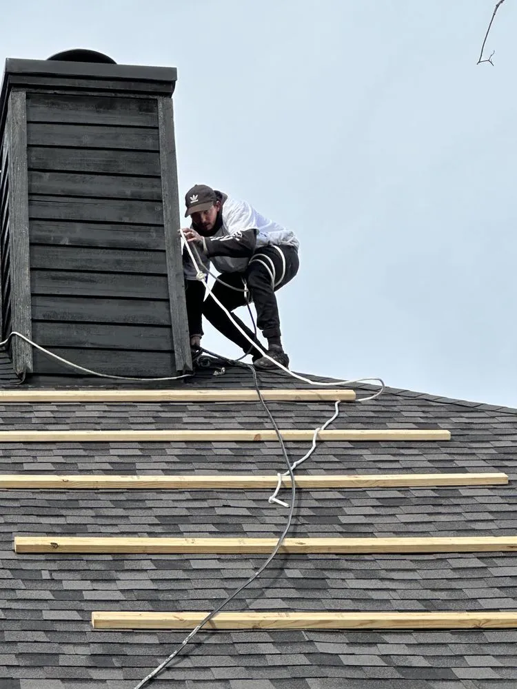 Slide of McWell’s Paint & Remodel