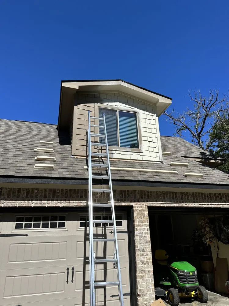 Slide of McWell’s Paint & Remodel