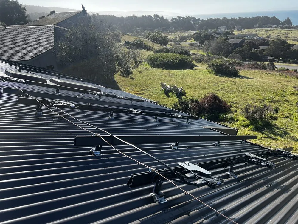 Licensed emergency electrical service in Gualala, CA by MD Electric & Solar
