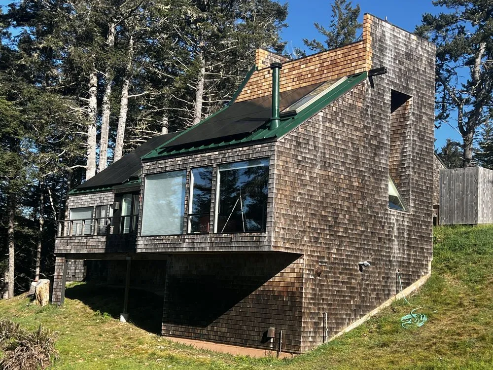 Certified lighting installation service in Gualala, CA - MD Electric & Solar